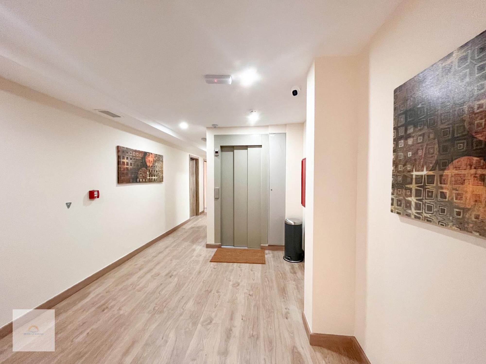 Hotel La Marina Elche ลามารีนา ภายนอก รูปภาพ
