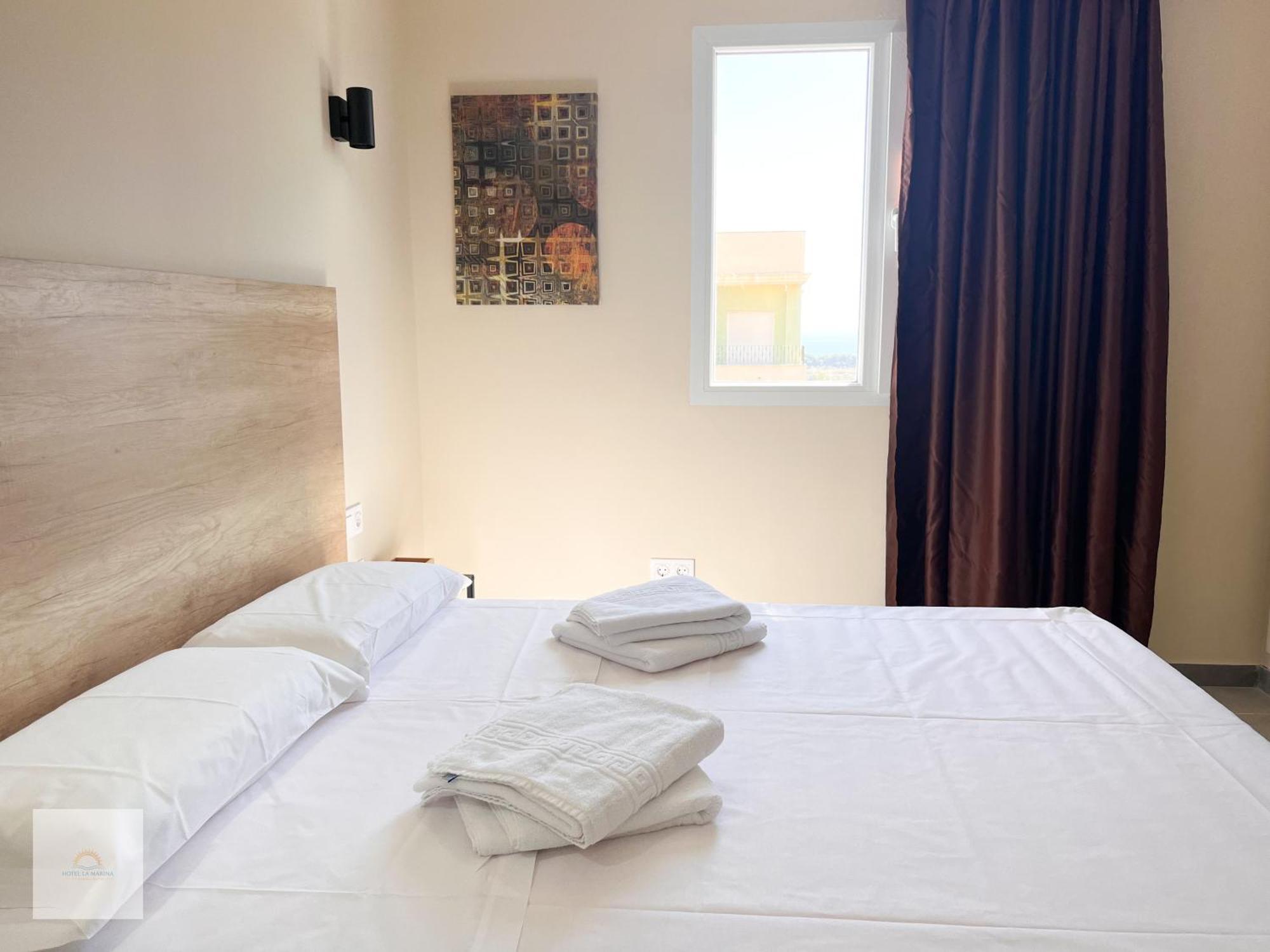 Hotel La Marina Elche ลามารีนา ภายนอก รูปภาพ
