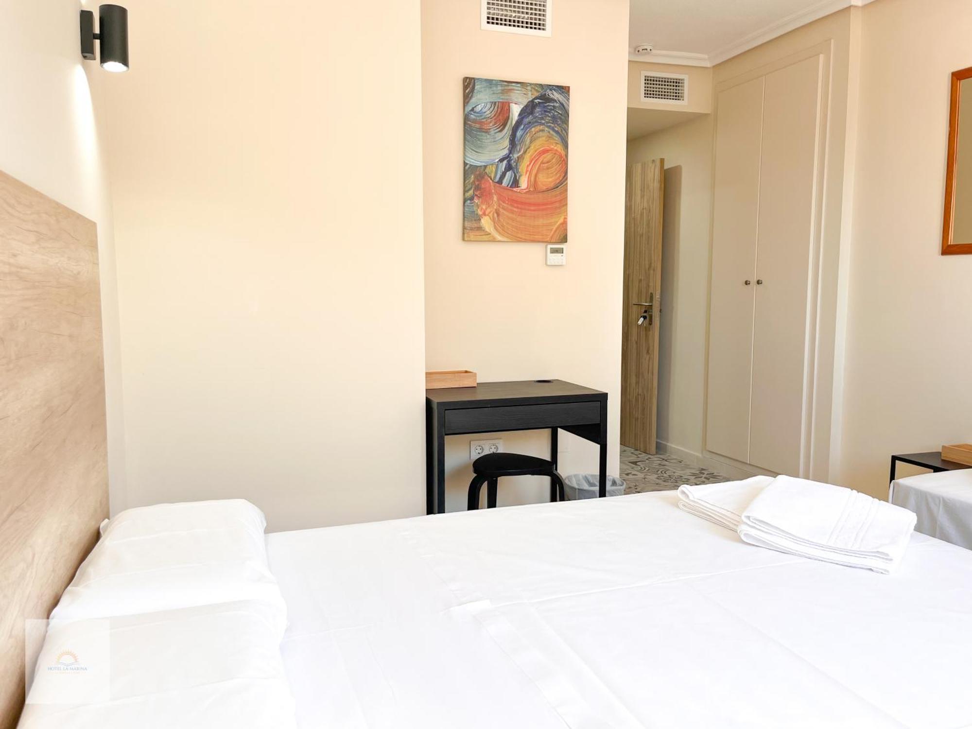 Hotel La Marina Elche ลามารีนา ภายนอก รูปภาพ