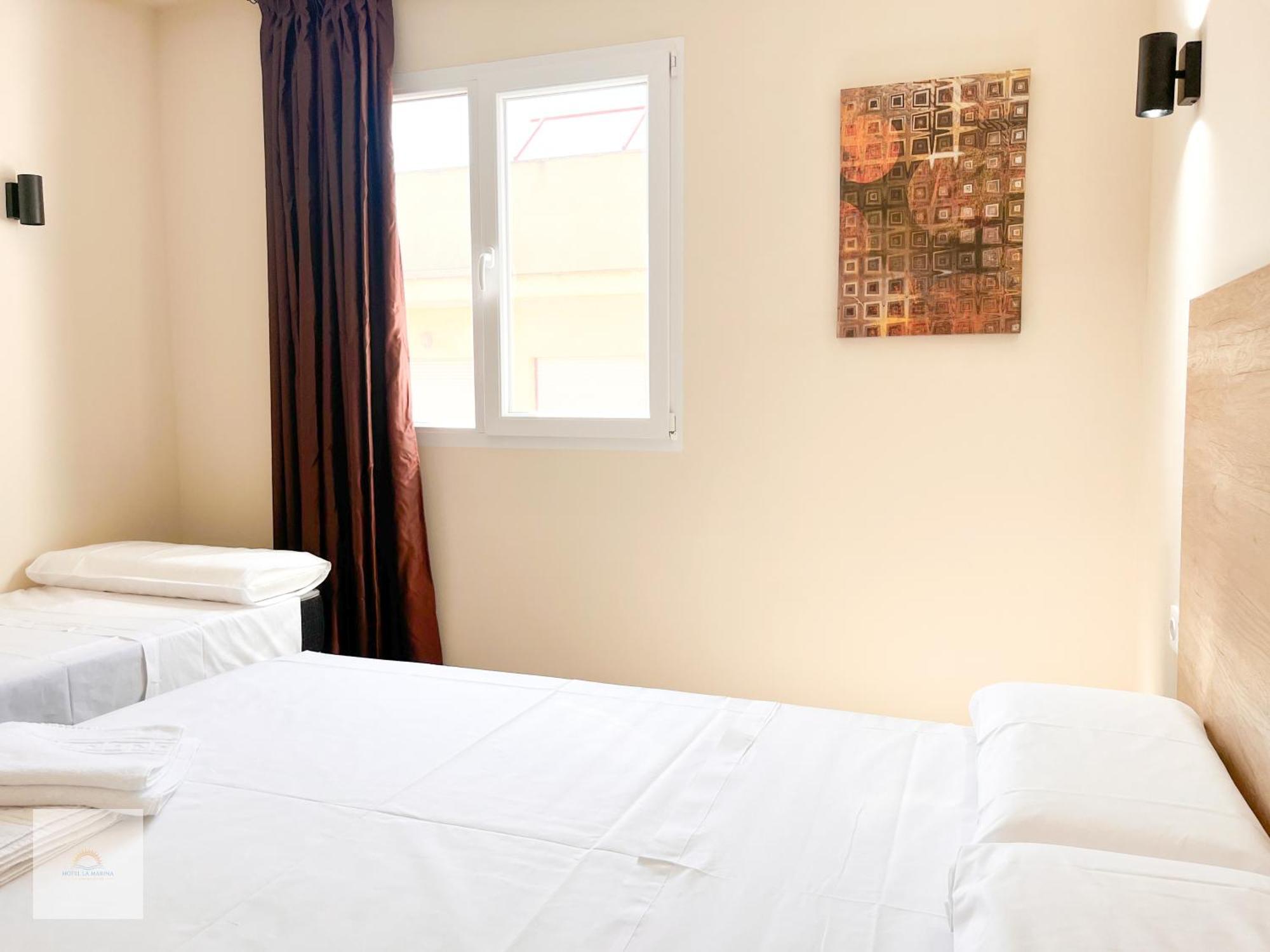 Hotel La Marina Elche ลามารีนา ภายนอก รูปภาพ