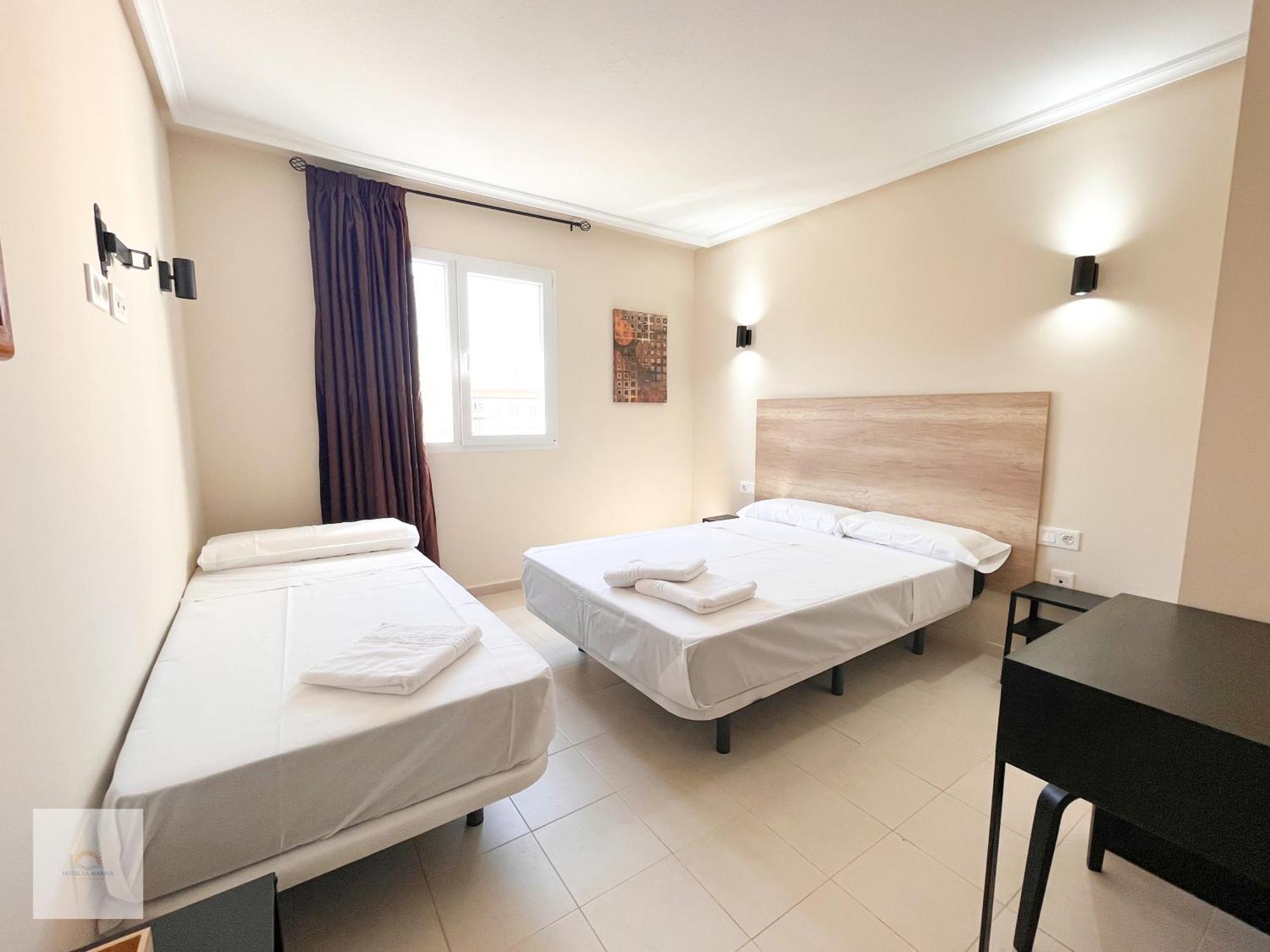 Hotel La Marina Elche ลามารีนา ภายนอก รูปภาพ